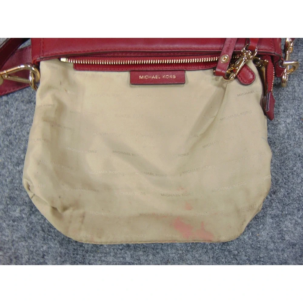 Michael Kors Bedford Legacy‎ Crossbody Red Smooth Leather Front Pocket